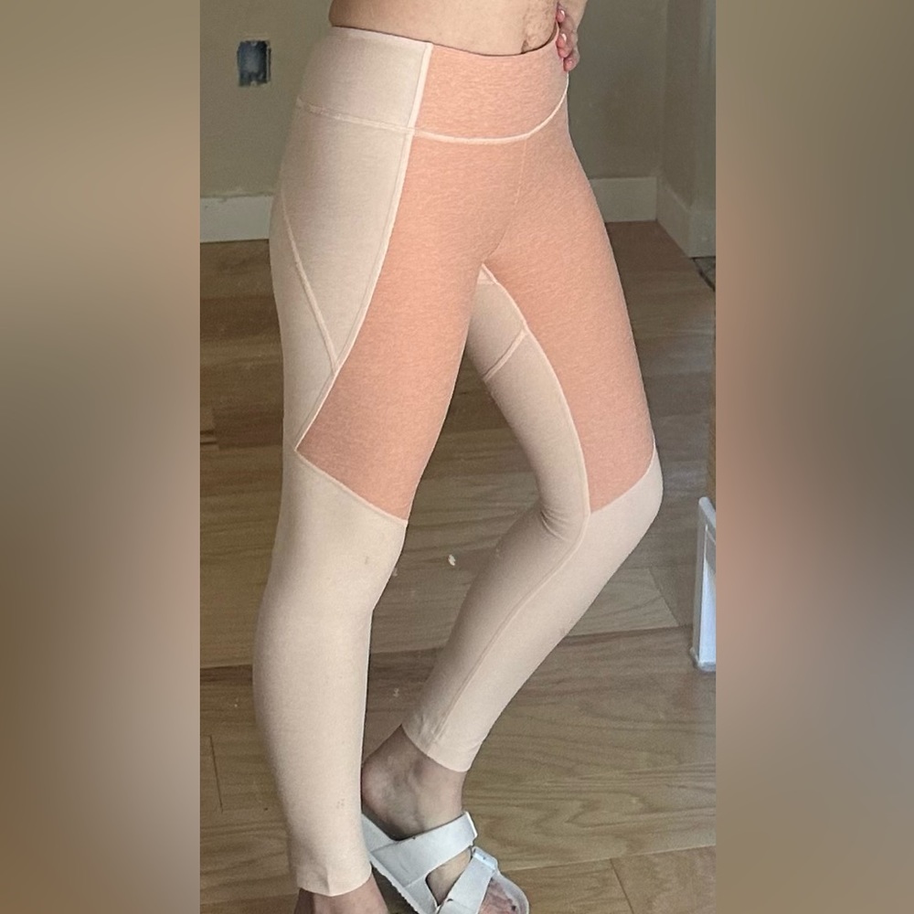 Outdoor voices workout leggings, XS peach